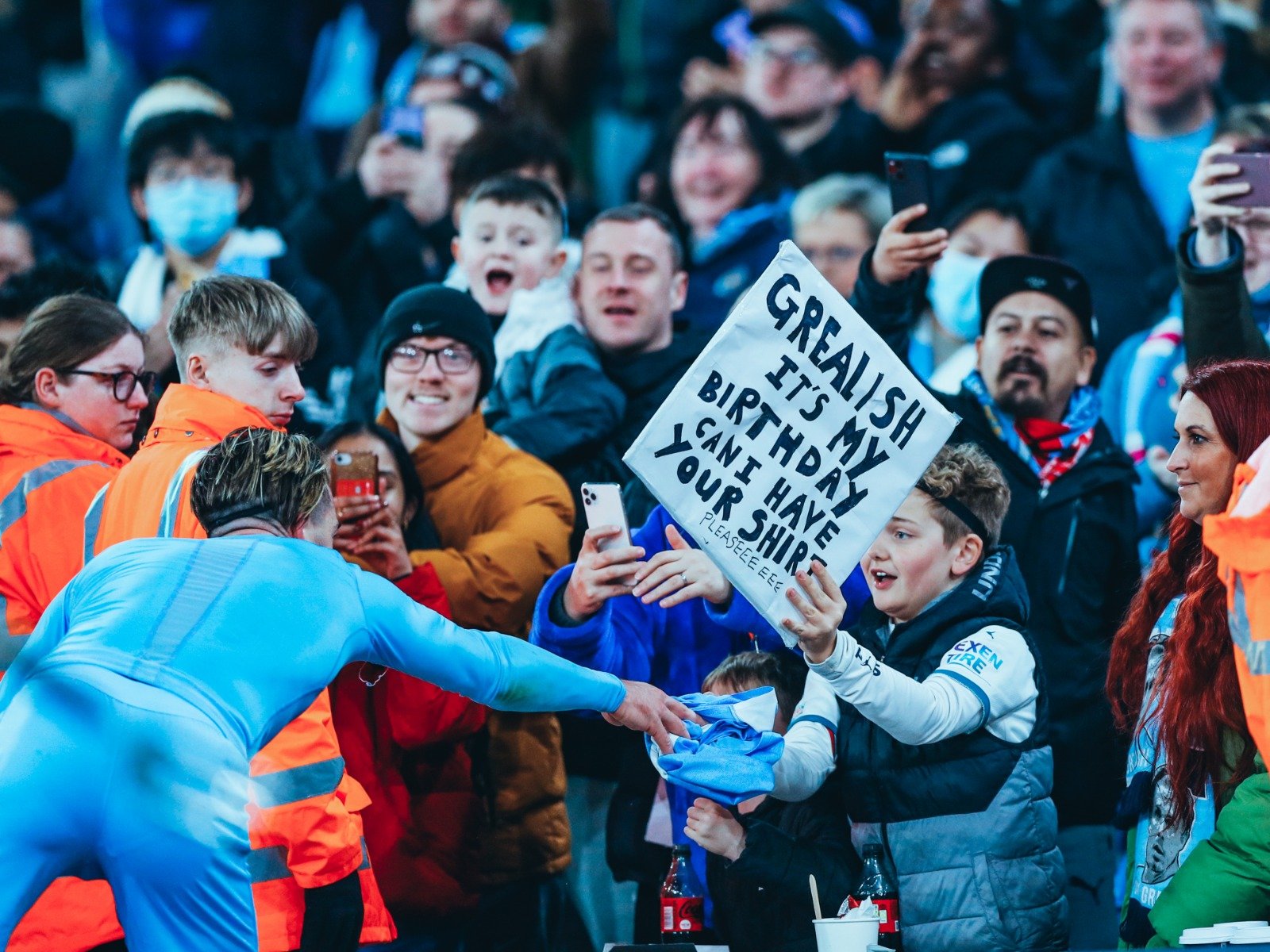 比赛的前半 比赛的前半